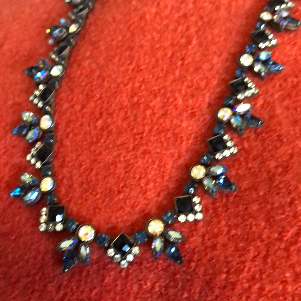 Blue crystal Sorrelli necklace